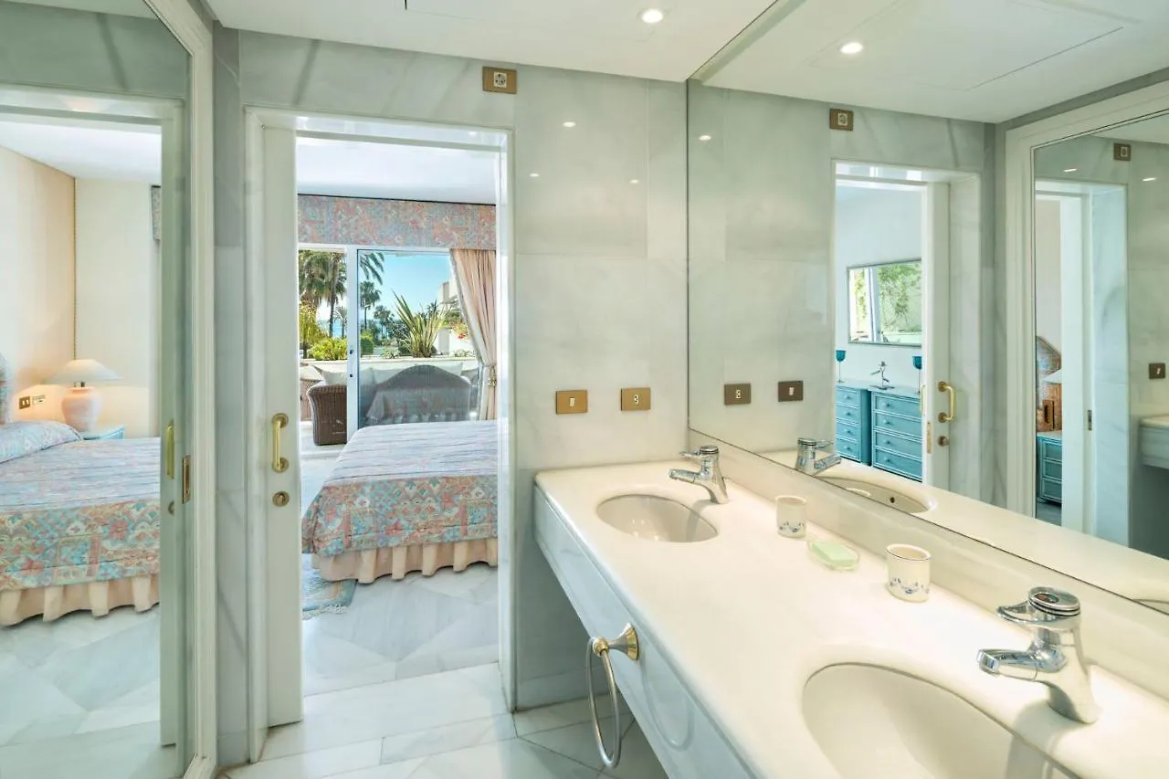 Los Granados I, Puerto Banus, Marbella Apartment